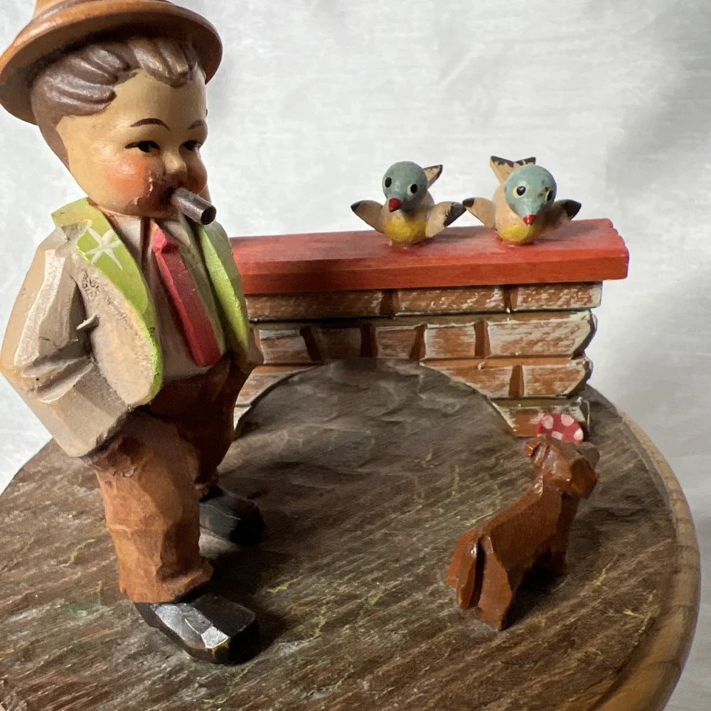 Vintage Music Box Thorens Anri Man Dog,Birds Third Man Theme Switzerland Works!